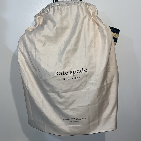 NWT! $378 kate spade Shore Thing Dragonfly Embellished Striped Straw Large Tote - Picture 17 of 17